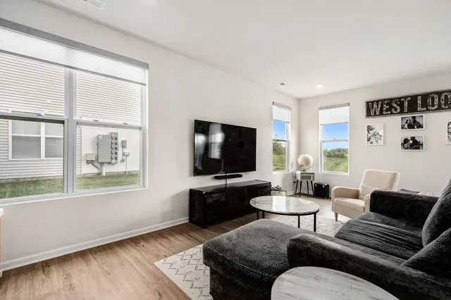 $400,000 | 1206 Salt Springs Drive, Saline, MI 48176