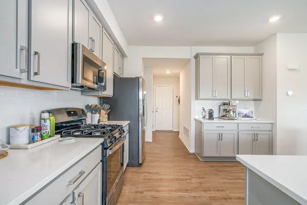 $400,000 | 1206 Salt Springs Drive, Saline, MI 48176