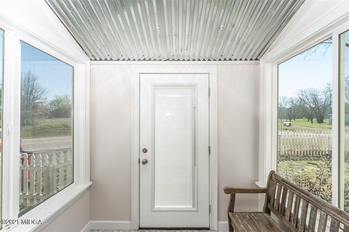 96 Gose Road Forsyth, GA 31029 - Photo 29 of 38 a room with window