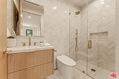 $3,899,000 | 4630 Saloma Avenue, Sherman Oaks, CA 91403