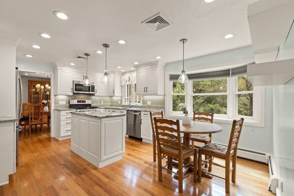 149 Brook Road Sharon, MA 02067 - Photo 11 of 42 Gallery Image 11