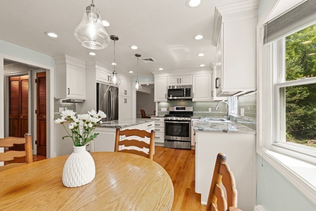 149 Brook Road Sharon, MA 02067 - Photo 13 of 42 Gallery Image 13