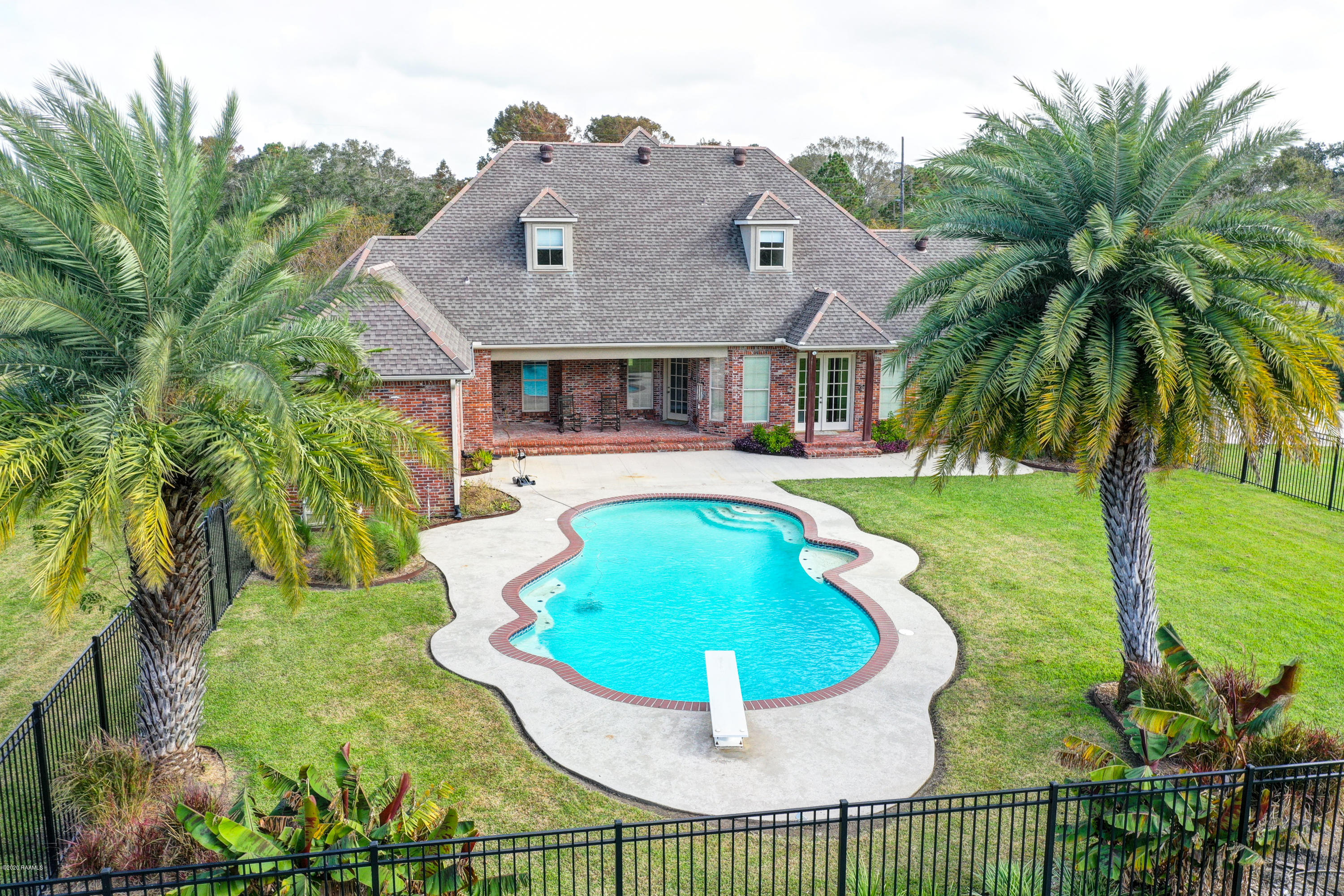5113 Rip Van Winkle Road New Iberia, LA 70560 - Photo 6 of 9 Gallery Image 6
