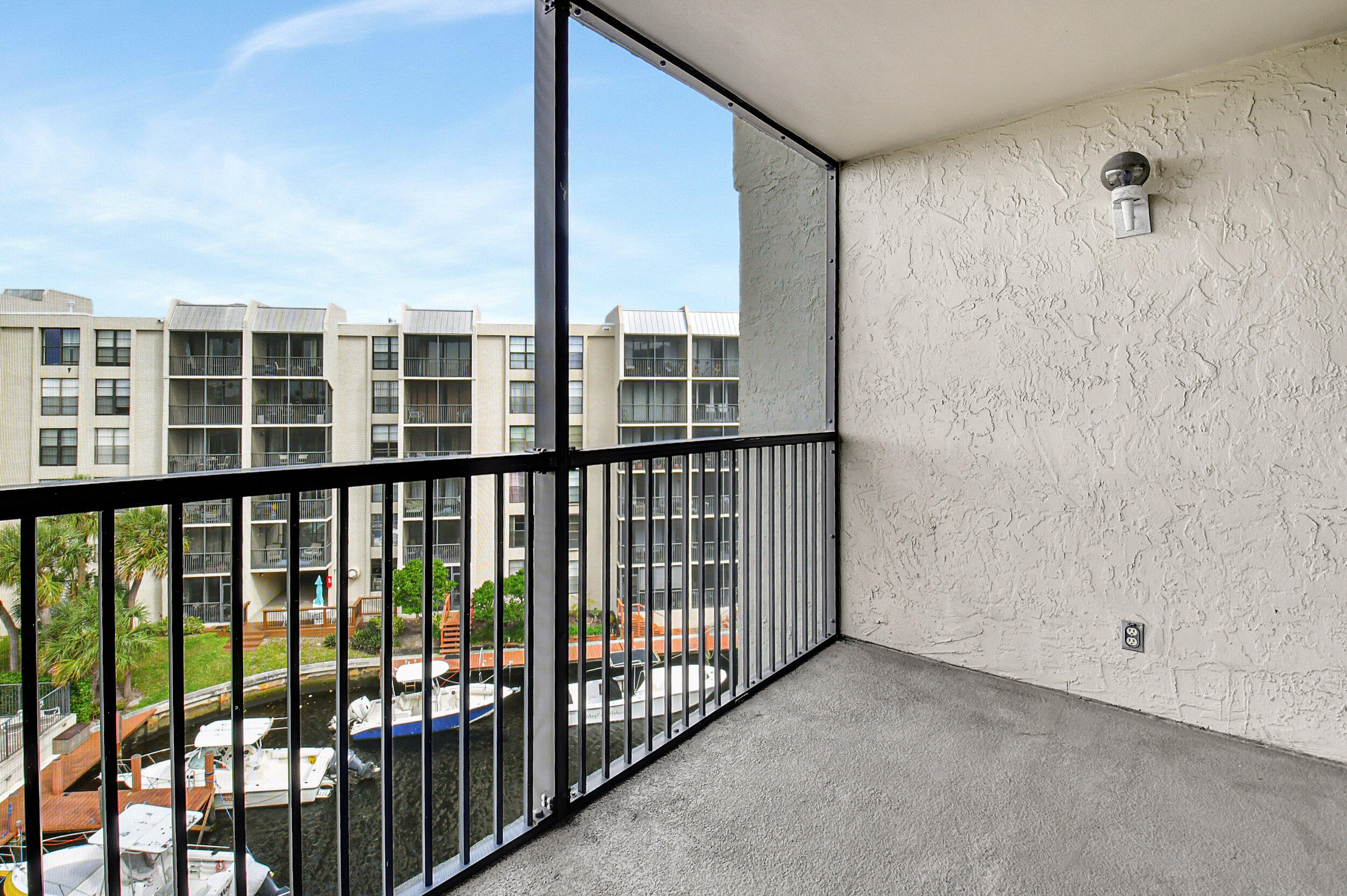21 Royal Palm Way, Unit 504 Boca Raton, FL 33432 - Photo 22 of 48 20_dsc_2158