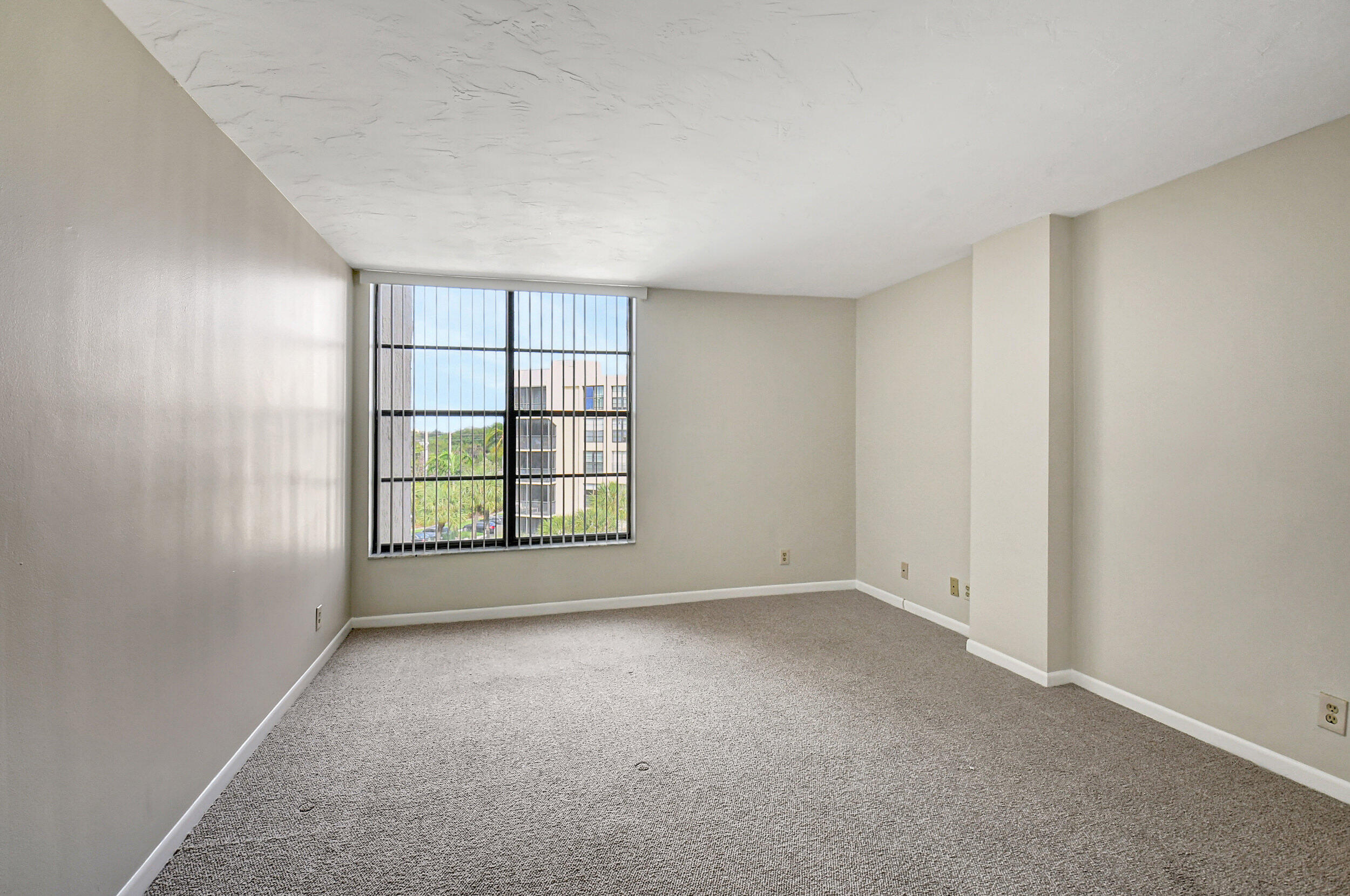 21 Royal Palm Way, Unit 504 Boca Raton, FL 33432 - Photo 25 of 48 23_dsc_2178