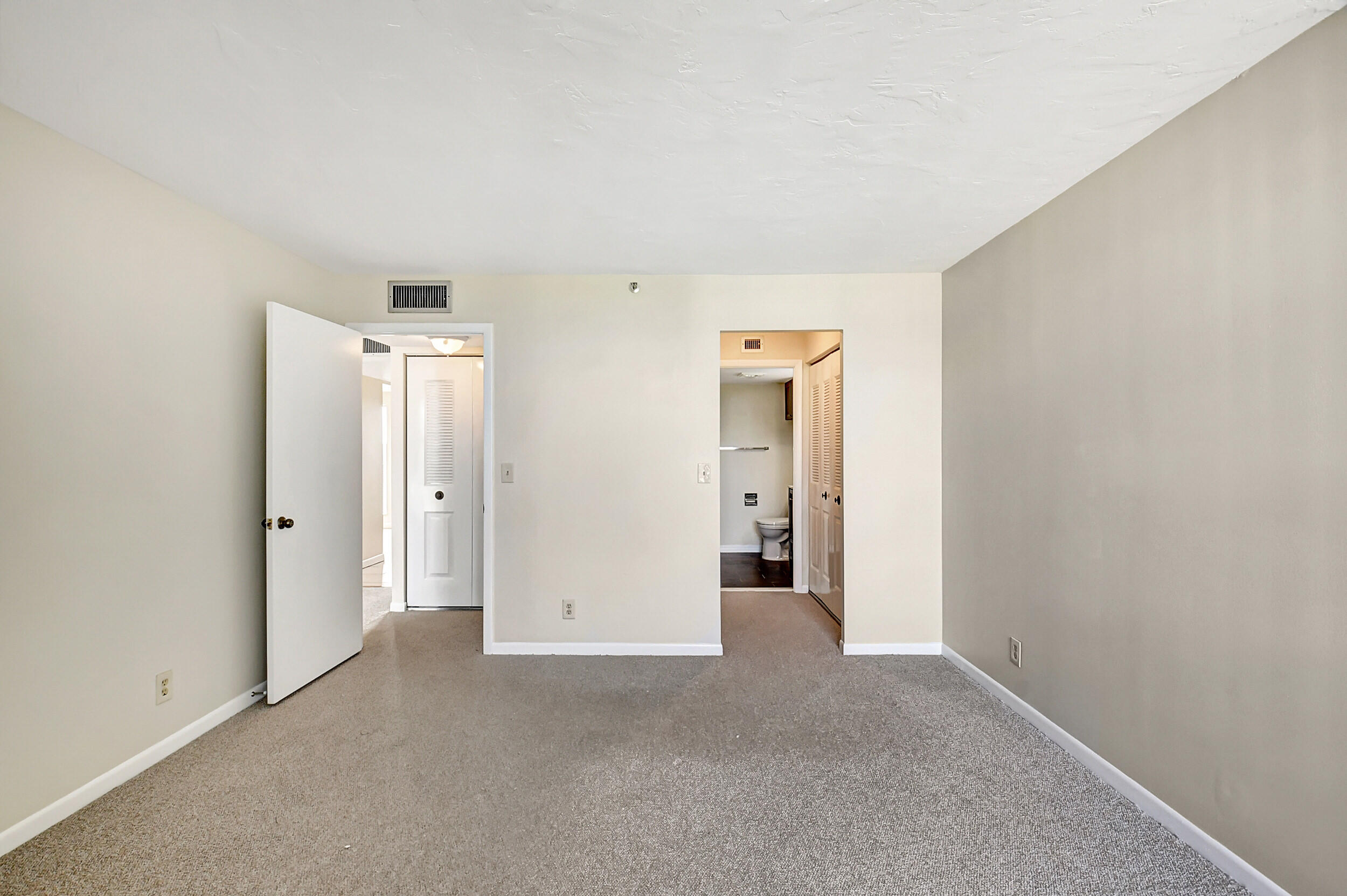 21 Royal Palm Way, Unit 504 Boca Raton, FL 33432 - Photo 26 of 48 24_dsc_2183