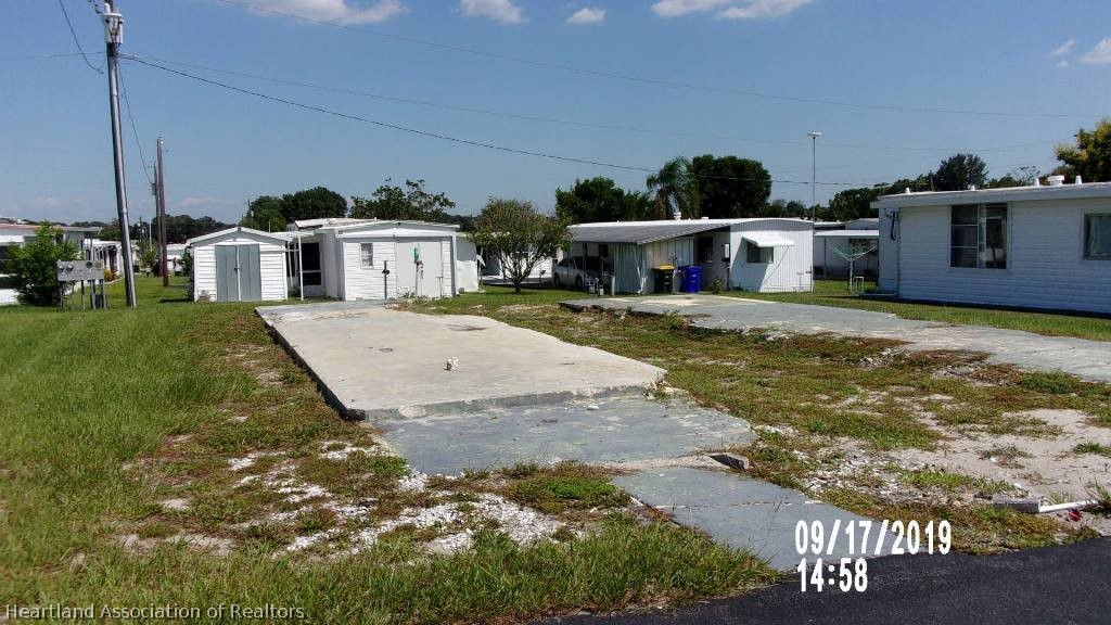 30408 Tiger Tail Road Sebring, FL 33870 - Photo 7 of 12 Gallery Image 7