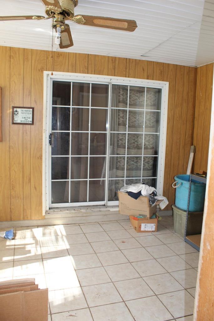 14424 Holbrook Chapel Road Coeburn, VA 24230 - Photo 13 of 13 Sunroom