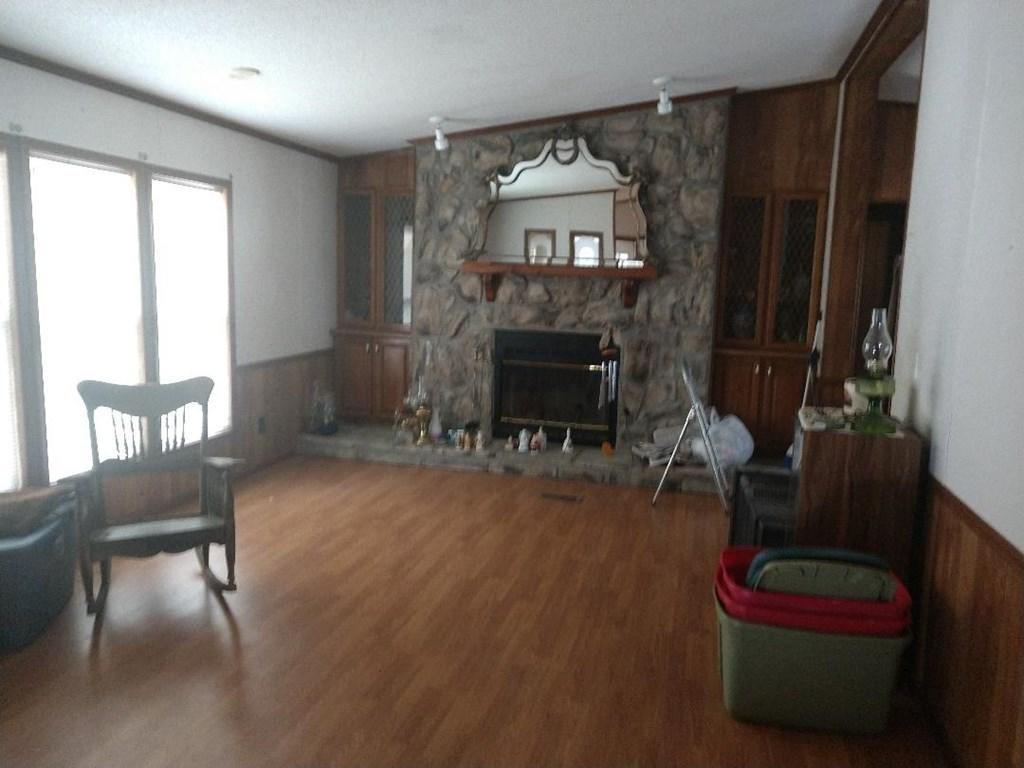 14424 Holbrook Chapel Road Coeburn, VA 24230 - Photo 5 of 13 LR