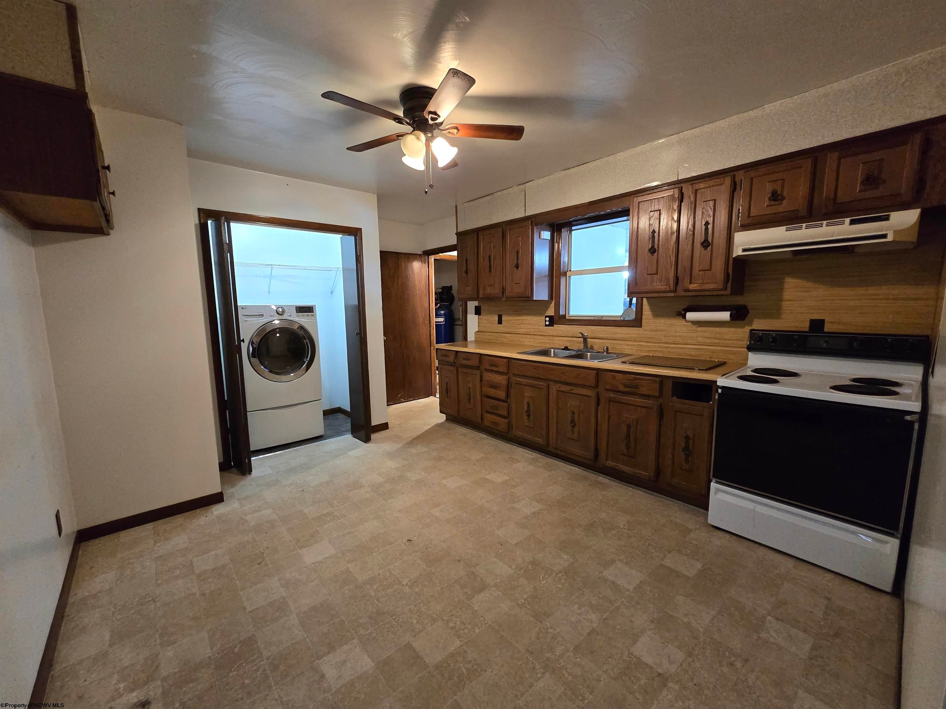 352 Grassy Run Road Fairmont, WV 26554 - Photo 28 of 44 Gallery Image 28
