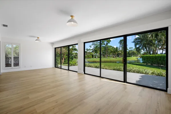 $8,000 | 13297 Garth Court, Palm Beach Gardens, FL 33418