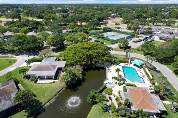 $8,000 | 13297 Garth Court, Palm Beach Gardens, FL 33418