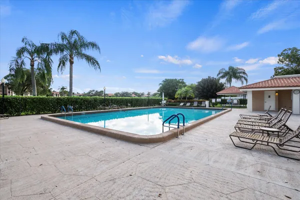 $8,000 | 13297 Garth Court, Palm Beach Gardens, FL 33418