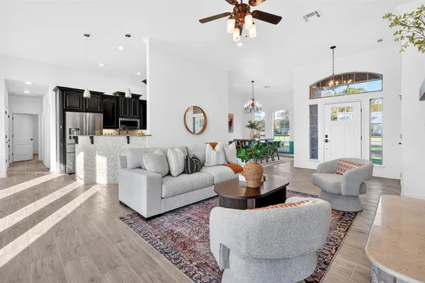 $465,000 | 136 Spring Meadow Lane, Belton, TX 76513