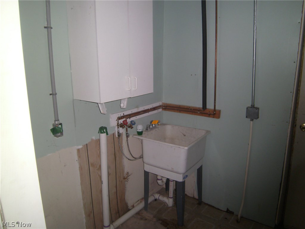 3762 Maplecrest Road Woodmere, OH 44122 - Photo 10 of 10 Gallery Image 10