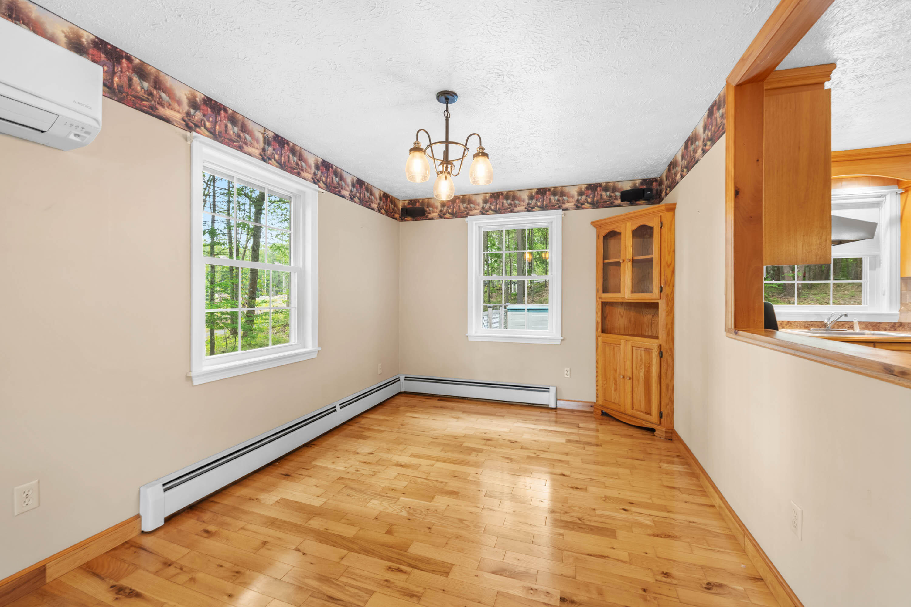 460 Pool Street Biddeford, ME 04005 - Photo 12 of 37 460 Pool St biddeford pic#12