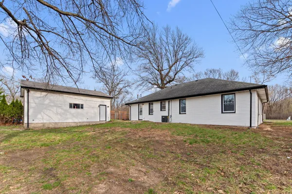 $288,500 | 208 East Ave A, Griffith, IN 46319