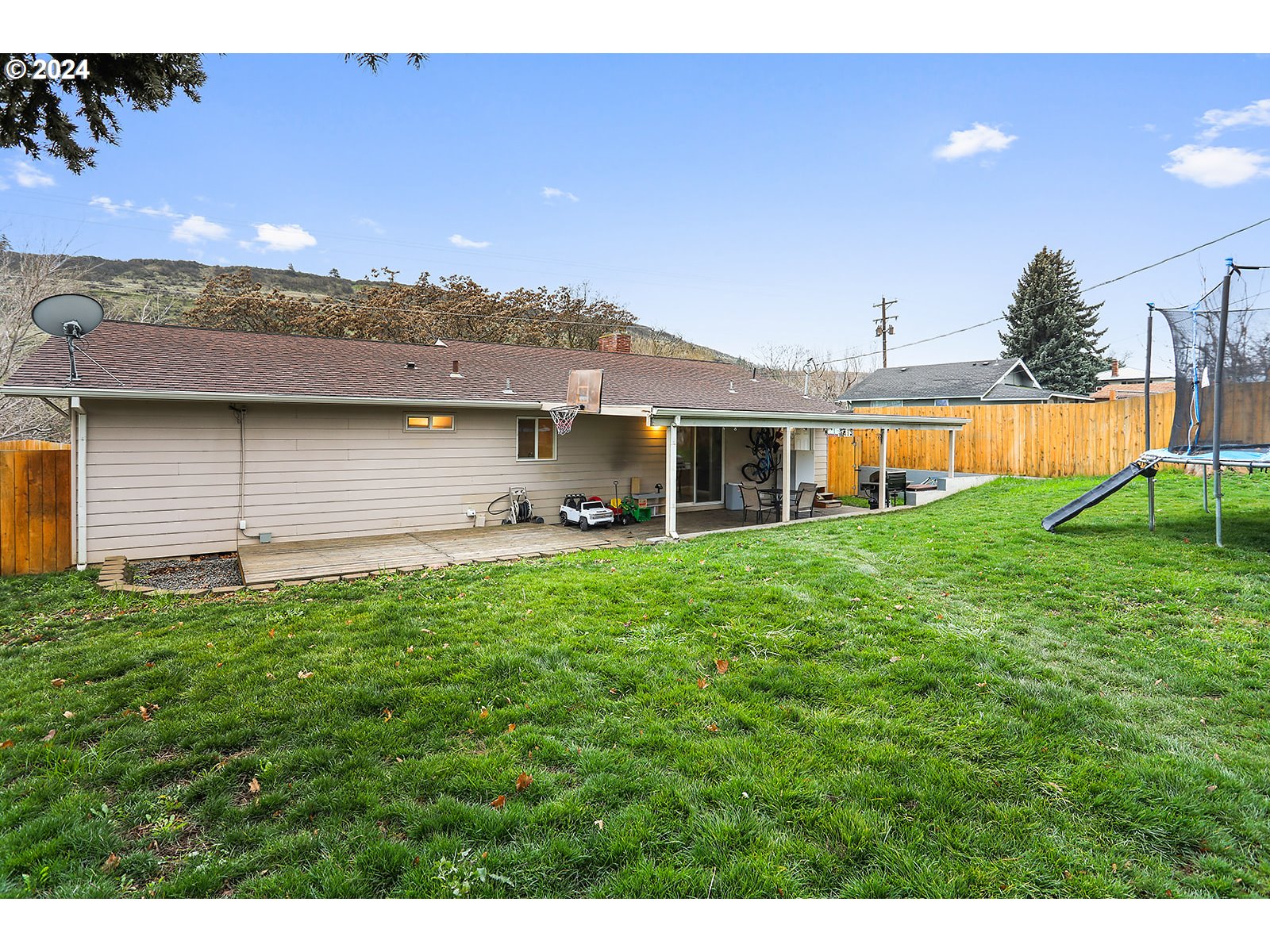 4407 Chenoweth Road The Dalles, OR 97058 - Photo 23 of 28 Gallery Image 23
