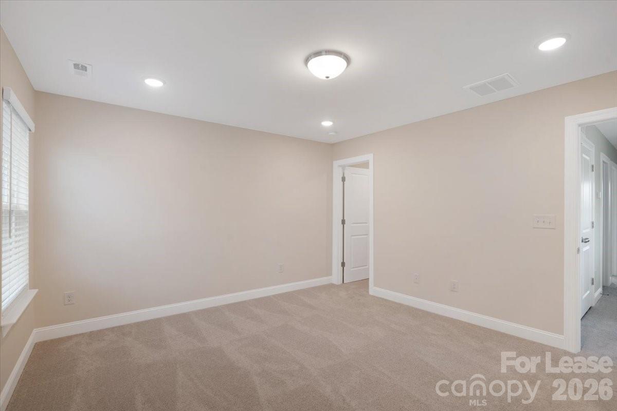 5569 Stafford Road Charlotte, NC 28215 - Photo 19 of 29 a view of an empty room