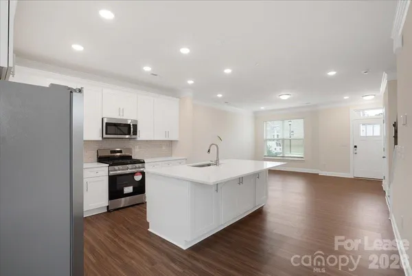 $2,000 | 5569 Stafford Road, Charlotte, NC 28215