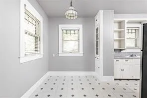 $1,599 | 2102 Brackenridge Street, Unit B, Austin, TX 78704