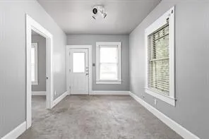 $1,599 | 2102 Brackenridge Street, Unit B, Austin, TX 78704