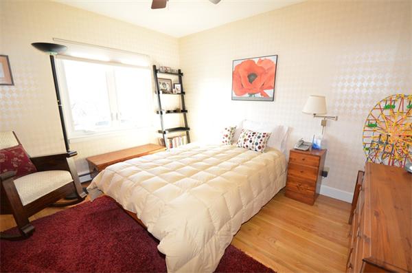 101 Oldham Road Newton, MA 02465 - Photo 11 of 30