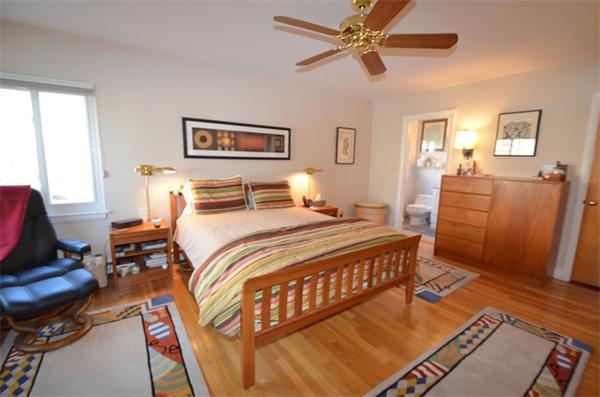 101 Oldham Road Newton, MA 02465 - Photo 9 of 30