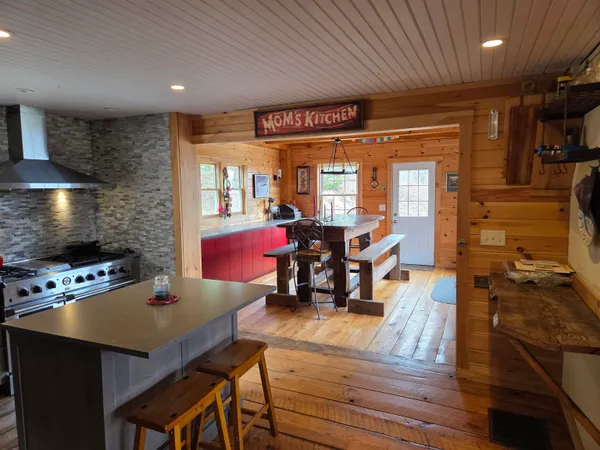 $899,900 | 2171 Duck Pond Road, Barton, VT 05822
