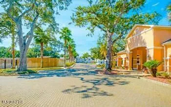 $189,899 | 2252 Beach Drive, Unit 603, Gulfport, MS 39507