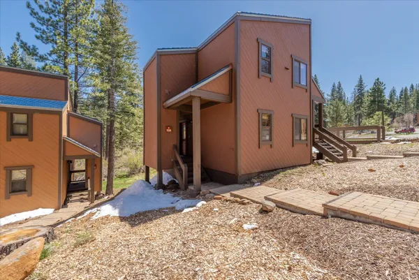 $748,000 | 3026 Silver Strike, Truckee, CA 96161