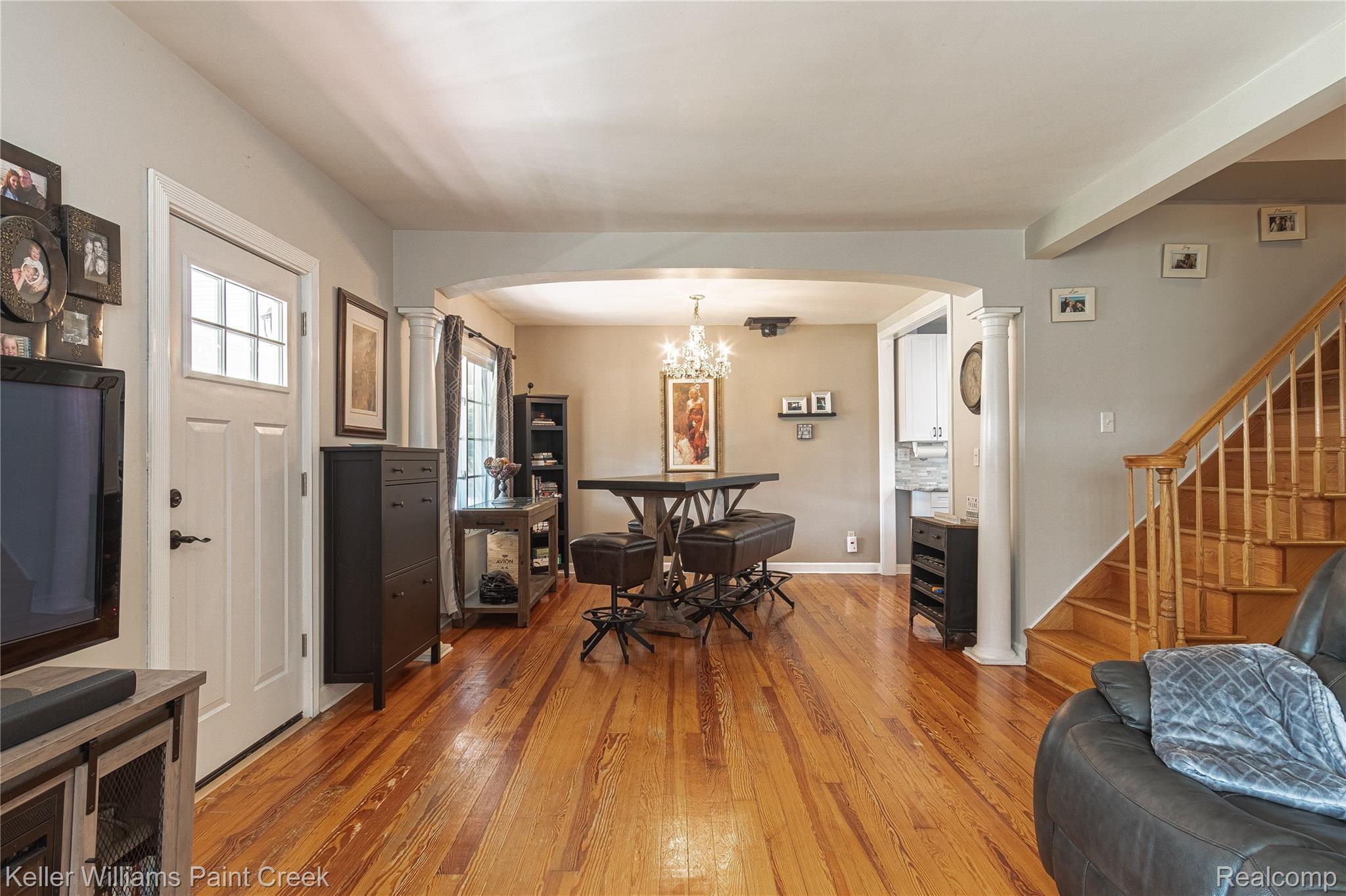 1598 West Auburn Road Rochester, MI 48309 - Photo 19 of 51 Interiors (7 of 44).jpg