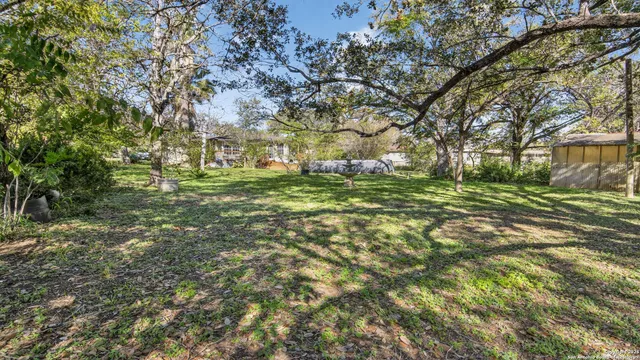 $269,000 | 1508 E Street, Floresville, TX 78114