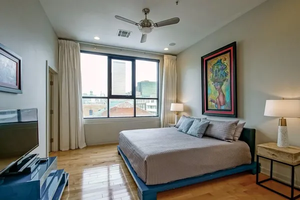 $14,000 | 801 St Joseph Street, Unit PH1, New Orleans, LA 70113