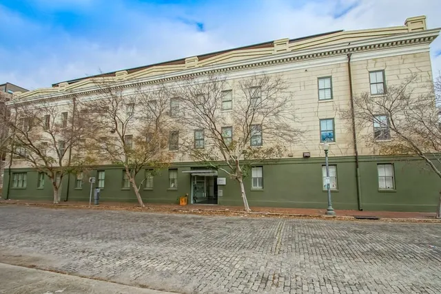 $14,000 | 801 St Joseph Street, Unit PH1, New Orleans, LA 70113