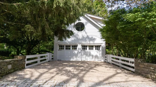 $3,710,000 | 249 Bashford Road, Chatham, NY 12184