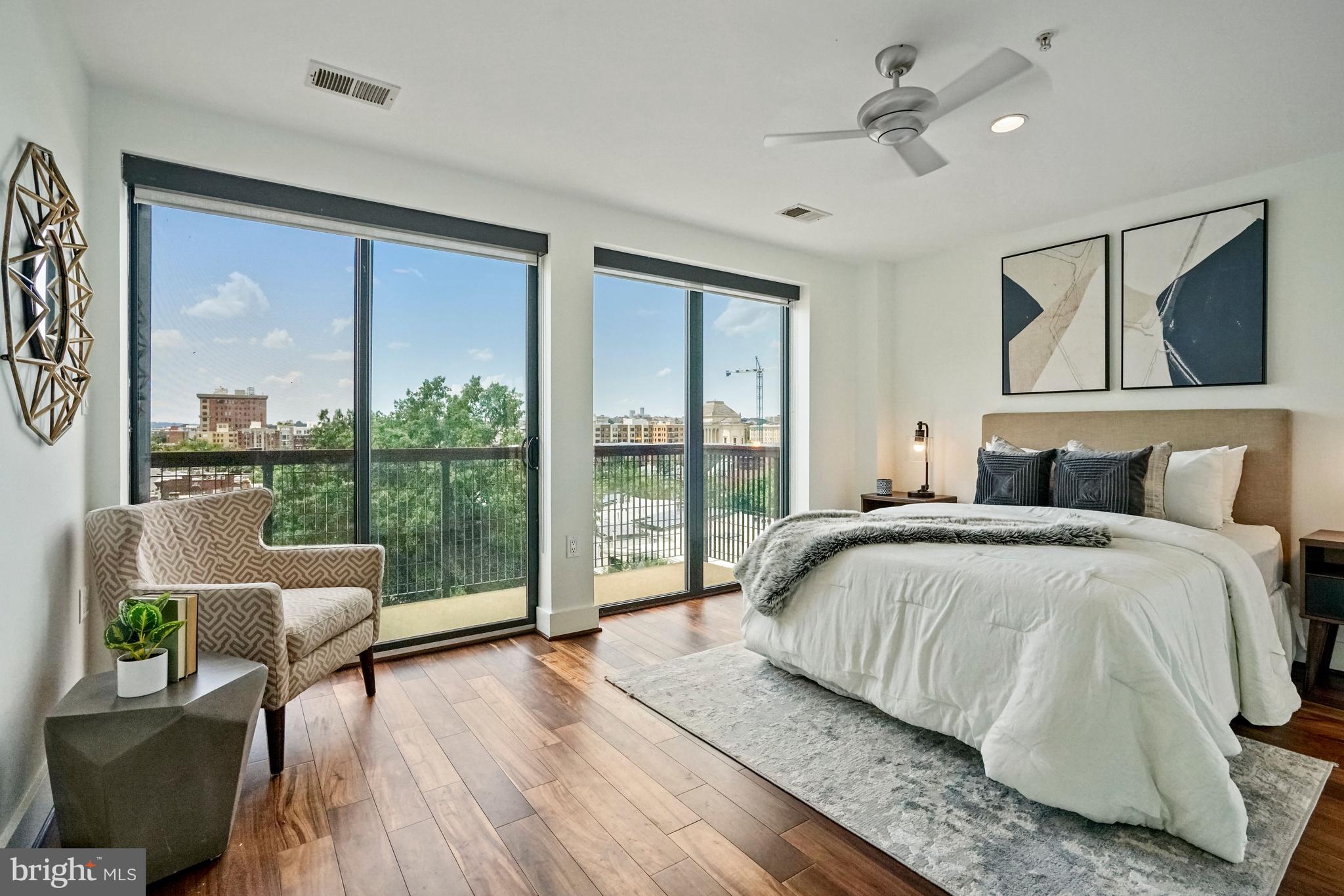 1401 Q Street Northwest, Unit 601 Washington, DC 20009 - Photo 12 of 30 Upper Level Bedroom