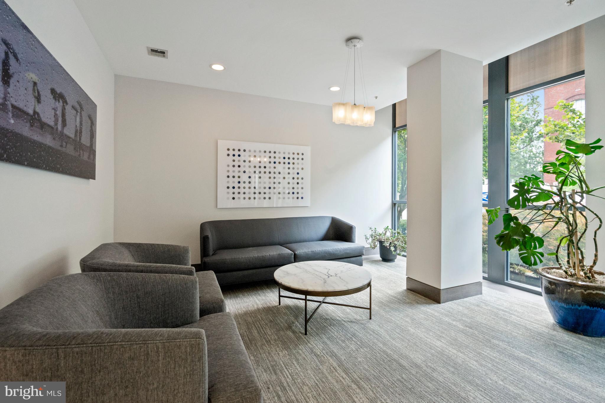 1401 Q Street Northwest, Unit 601 Washington, DC 20009 - Photo 25 of 30 Q14 Lobby Seating