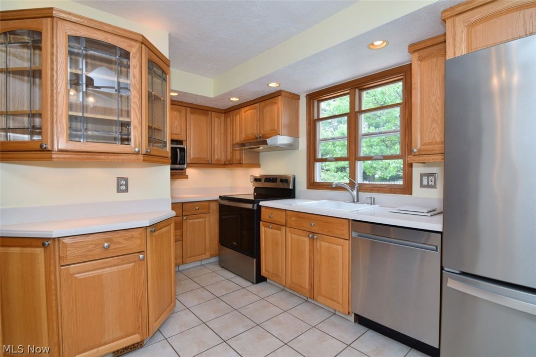 4947 Westbourne Road Lyndhurst, OH 44124 - Photo 7 of 32 Gallery Image 7