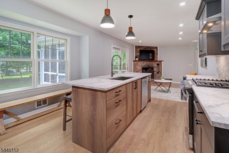 7 Village Road Florham Park, NJ 07932 - Photo 7 of 30