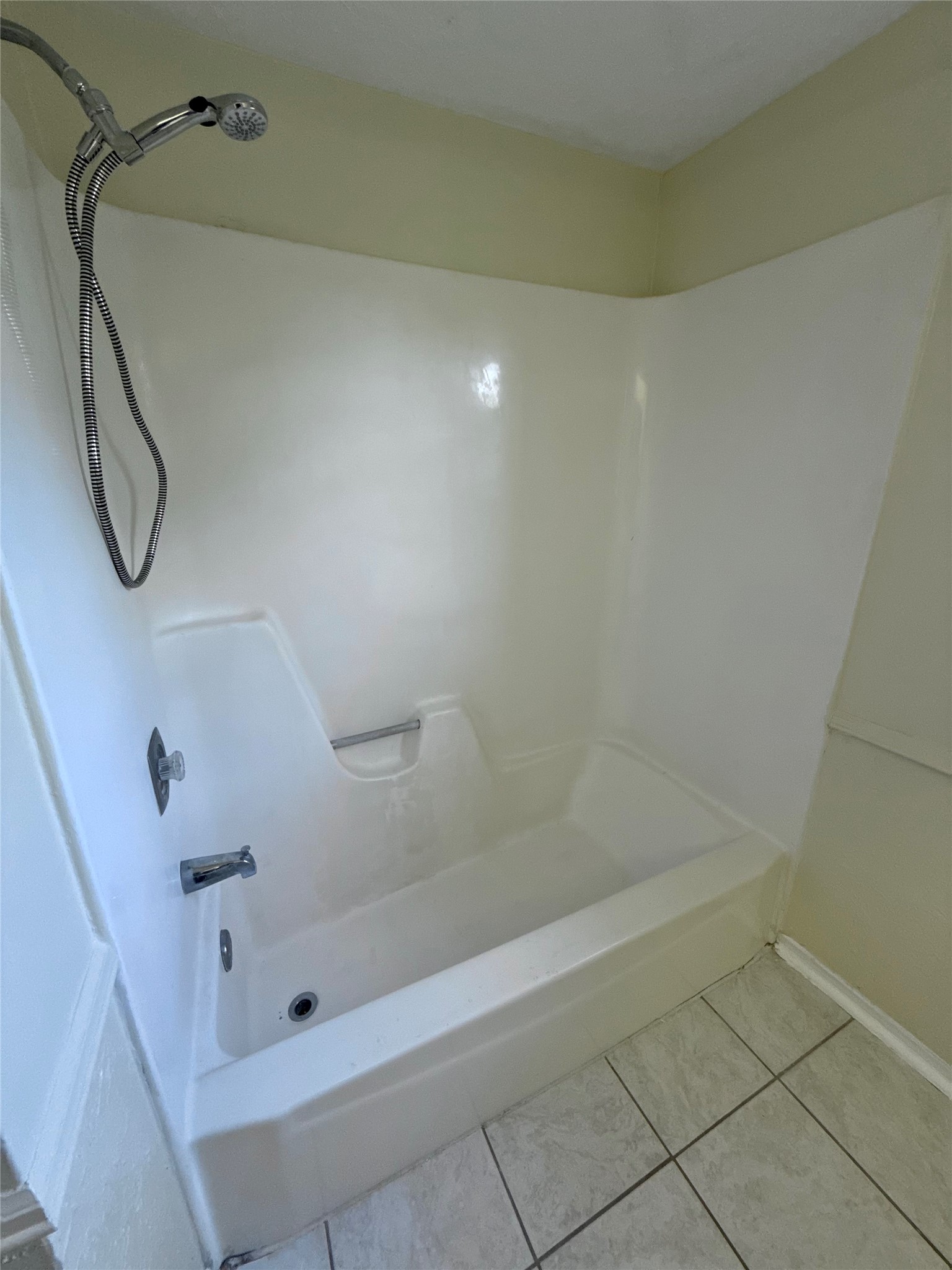 17719 Windy Point Drive Spring, TX 77379 - Photo 17 of 33 Primary Bath