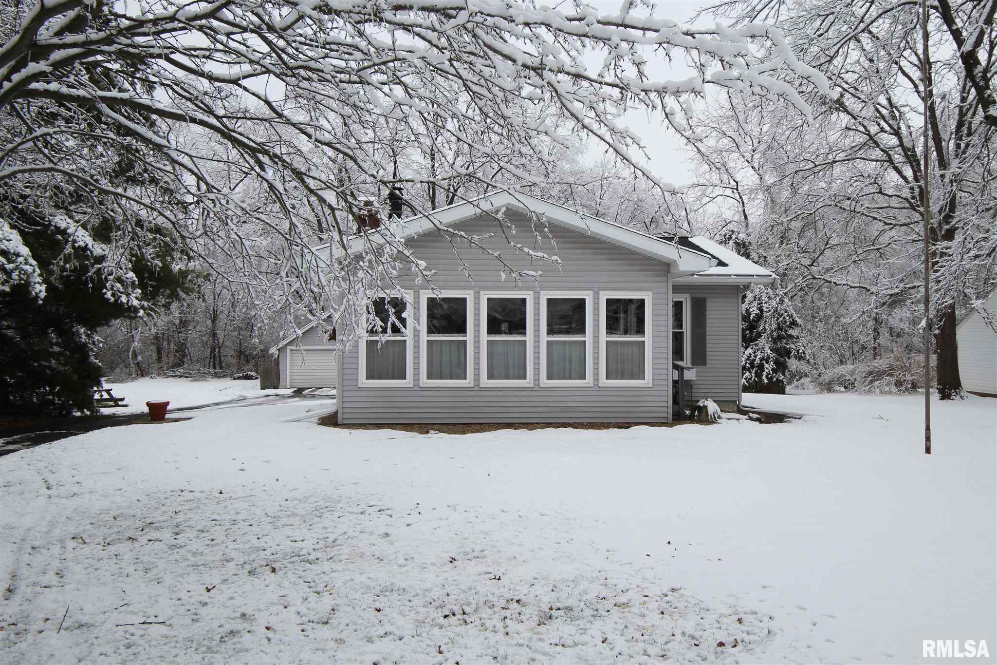 2313 Springfield Road East Peoria, IL 61611 - Photo 3 of 41 Gallery Image 3