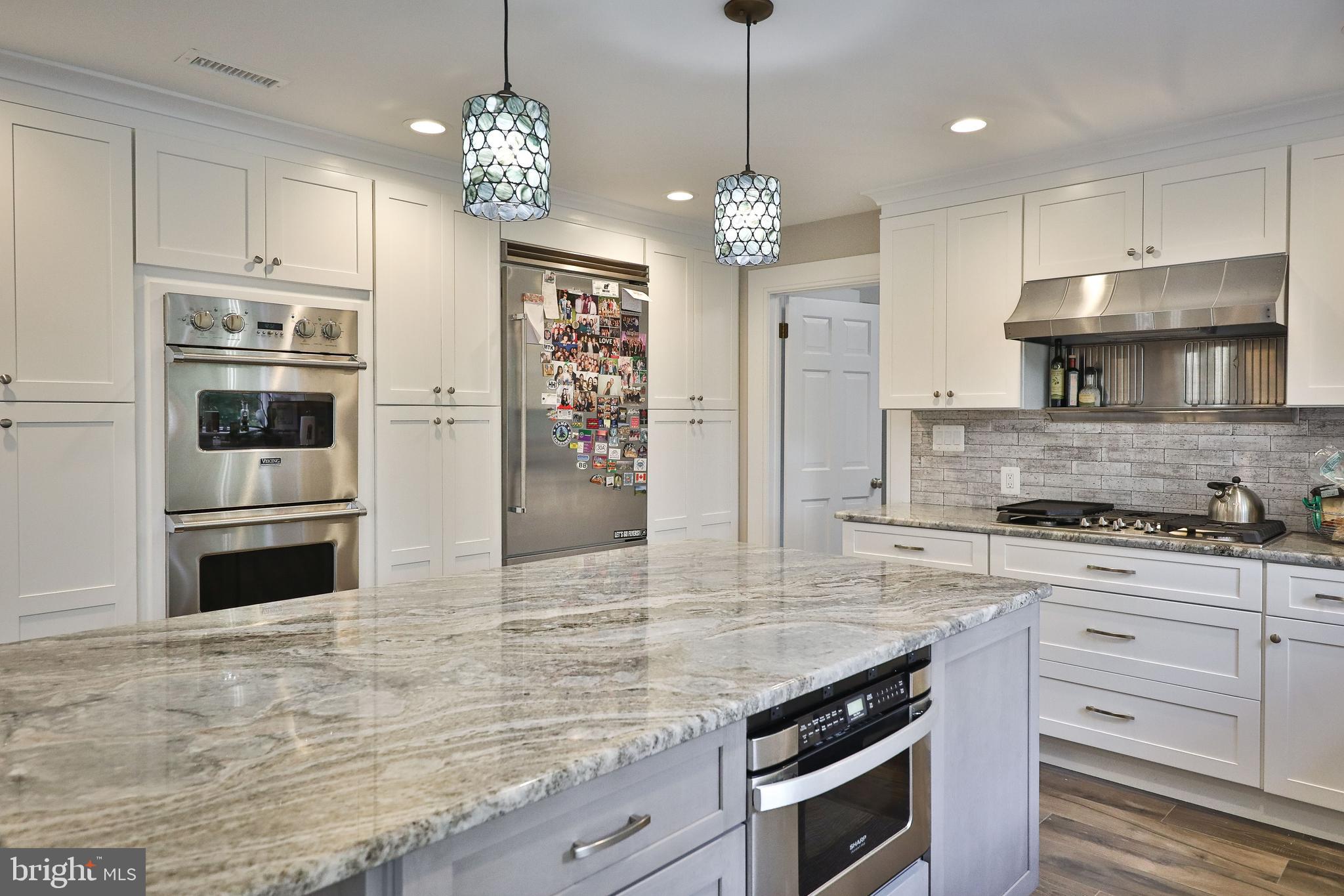 1966 Heritage Road Huntingdon Valley, PA 19006 - Photo 11 of 48 Top of the line stainless steel appliances