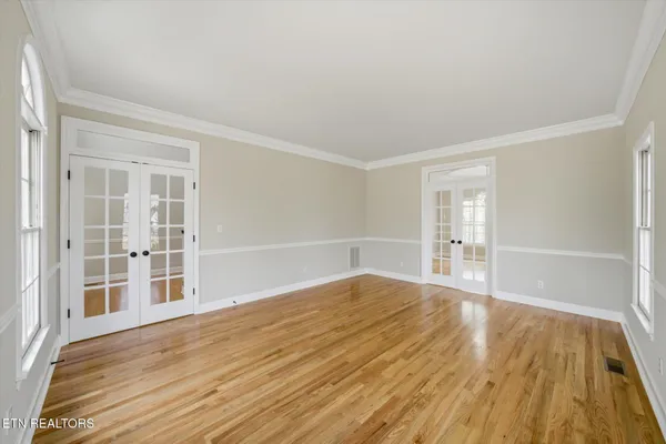 $899,900 | 48 Rivers Run Way, Oak Ridge, TN 37830