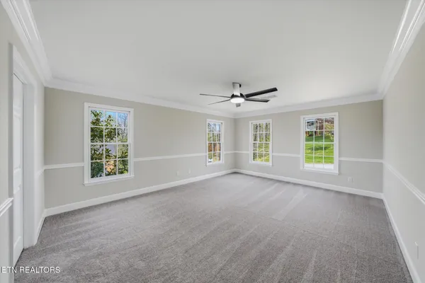 $899,900 | 48 Rivers Run Way, Oak Ridge, TN 37830