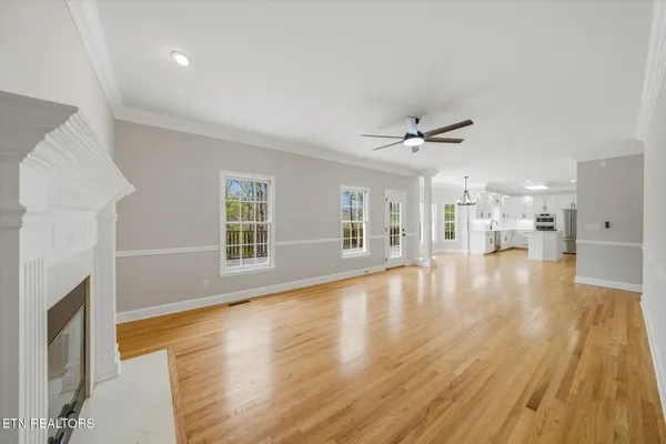 $899,900 | 48 Rivers Run Way, Oak Ridge, TN 37830