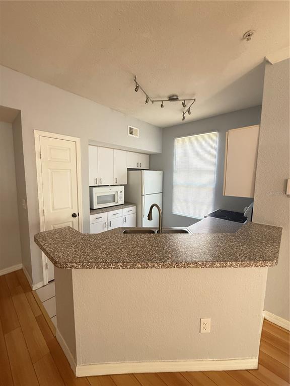 6316 Raleigh Street, Unit 401 Orlando, FL 32835 - Photo 6 of 15