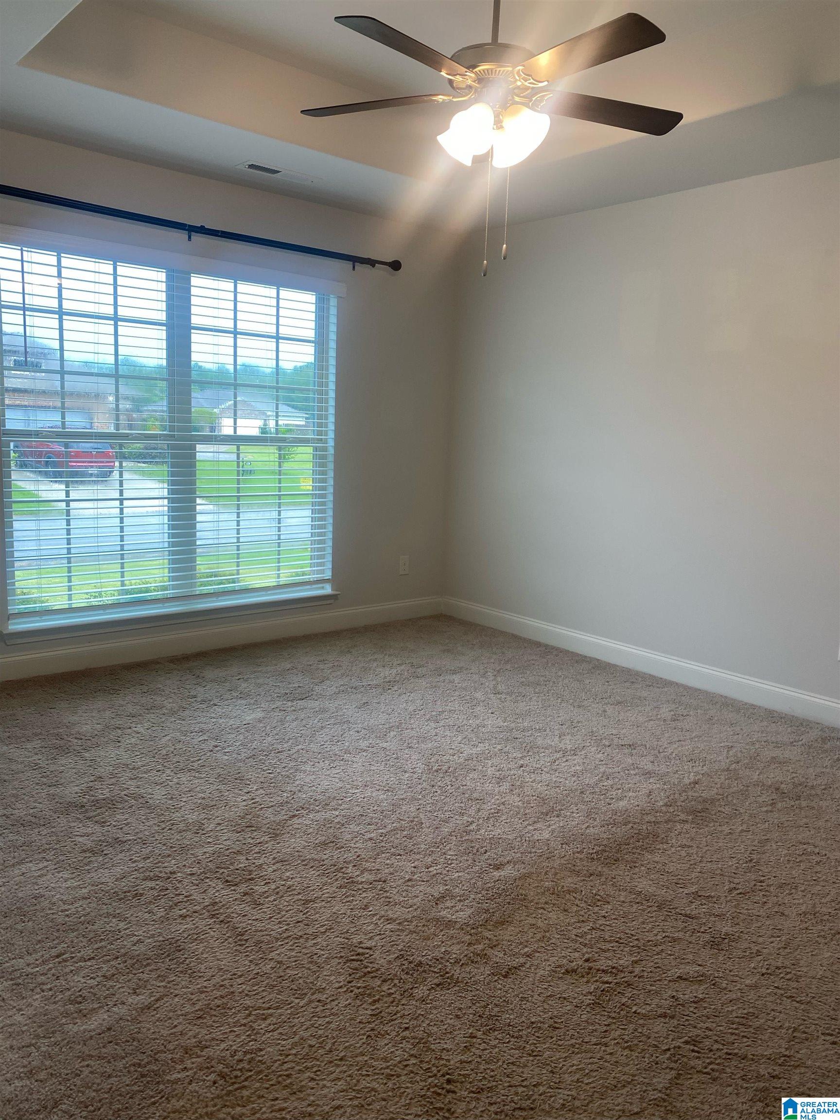 433 Marsh Circle Calera, AL 35040 - Photo 7 of 17