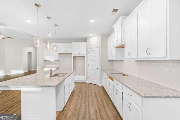 $499,990 | 2231 Fox Creek Drive, Haddock, GA 31033