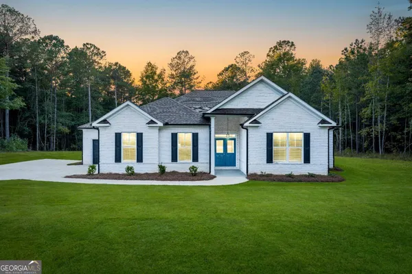 $499,990 | 2231 Fox Creek Drive, Haddock, GA 31033